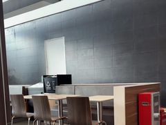 -麦当劳(深圳北站高铁店)