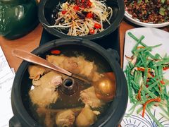 云南经典汽锅鸡-云海肴·汽锅鸡·云南菜(东坝金隅店)