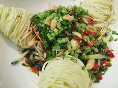 -有红鸡毛店·川菜(建设路店)