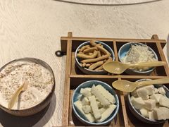 -蒙亨·阿木图赛(乌兰察布天恒广场店)