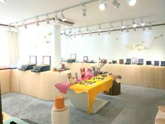 -目艮眼镜SHOWROOM(品牌集合店)