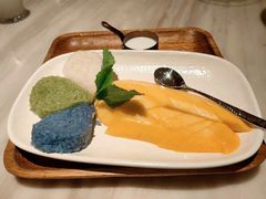 娘惹三色芒果甜饭-金椰壳· 大厨新加坡菜(壹方城店)