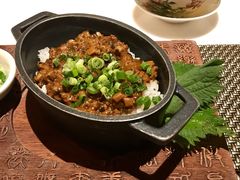 肉臊饭-五号茶居·新派粤菜·岭南五号酒店(沿江中路店)