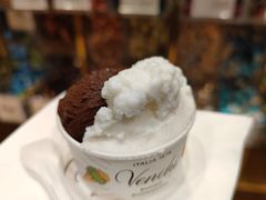 -VENCHI 闻绮(上海佛罗伦萨小镇店)