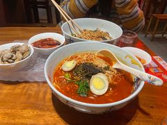 -李犟大爆鳝面·手工蟹黄包(湖滨西湖店)