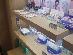 -茂昌眼镜(南京东路店)