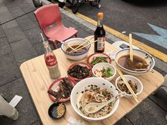 -矮子粉店1985·长沙米粉(湘春路店)