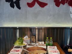 -来龍儿鲜切牛肉自助老火锅