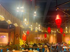 大堂-老滇山寨•云南特色菜•地方菜•民族风情歌舞表演(金碧店)