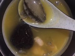 红颜花胶鸡锅-湊湊火锅·茶憩(新中关购物中心店)