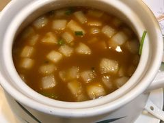 牛腩炖萝卜-旺仔家常菜生煎包(马端街店)