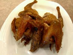 烧乳鸽-围龙屋客家食府(福田店)