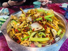 干锅牛蛙-馋嘴蛙火锅