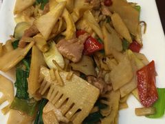 -自游人·美食一楼·地道徽菜(三十年名店)