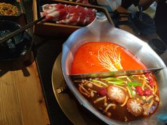 -湊湊火锅·茶憩(南京东路悦荟店)