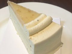 -Fridi Patisserie Cafe