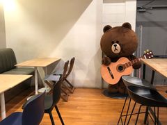 -LINE FRIENDS Garosu-gil Flagship Store