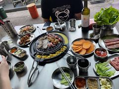 路边五花肉-小团团·路边烤牛肉(南岭壹街店)