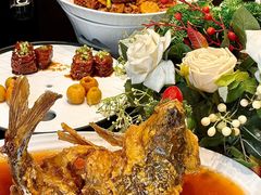 -闫府私房菜·百年鲁菜(恒隆店)