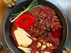 -黄潇洒老火锅(九眼桥宏济巷店)