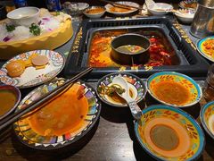 -老牌坊云南鱼豆花火锅(哈西万达店)