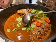国道烧鱼-鄱阳湖·江西小炒·瓦罐煨汤(五道口店)