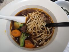 -康师傅私房牛肉面(马泉营奥莱店)