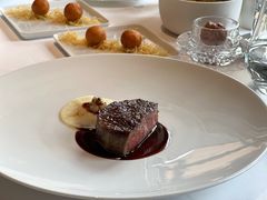 炙烤澳洲澳洲纯血和牛里脊M9+-Le Comptoir de Pierre Gagnaire