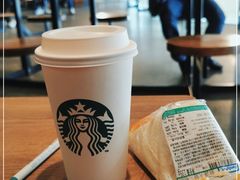 -星巴克(迪士尼小镇店)