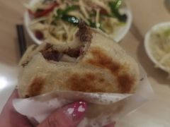 -闫家驴肉老店(华电一校店)