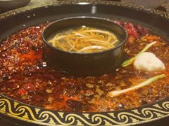 -椒香城门口老火锅(长寿路店)