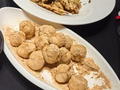 -铜锣湾·有麝自然香(渝北财富中心店)