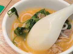 -蒙自源米线大王(东站店)