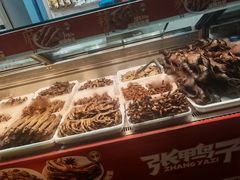 -张鸭子重庆特产卤味小吃(未来国际店)