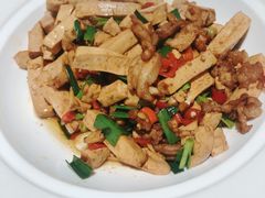 -小隐院子·庭院餐厅(大学城后湖店)