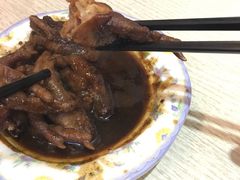 -爆炸头阿姨小四川正宗川味小吃(无任何分店)