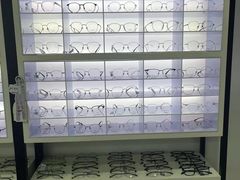-造寸眼镜·蔡司官方授权店(东门店)