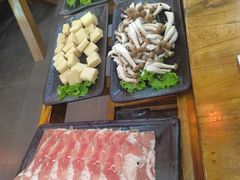 -丽江人家斑鱼火锅(保健路店)