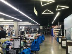 -迪卡侬(顺峰山店)