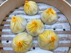 手拆蟹粉小笼包-苏小柳点心·手作小笼包(浦东嘉里城分院)