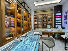 -回瑞眼镜·蔡司·依视路官方授权店(广益路万达店)