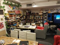 -谐音梗主机电玩·桌游·剧本团建轰趴馆(泛海名人店)