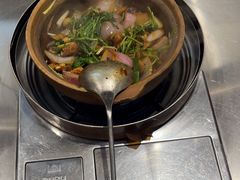 -胡须佬鸡煲四季火锅店(石厦西村直营店)