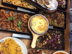 -老东镇啤酒屋海鲜加工·蒸汽海鲜·海鲜烧烤(台东店)