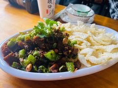 锅巴牦牛肉-小厨子私房菜·云南美食店
