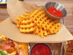 -必胜客(新中纬店)