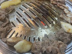 -牛信亭韩国料理·炭火烤肉(紫藤路店)