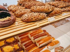-好利来(上海虹桥新天地Lab主题店)