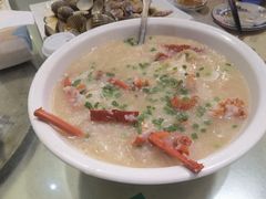 -三亚火车头万人海鲜广场