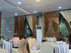 -鹿鸣酒家(越秀店)